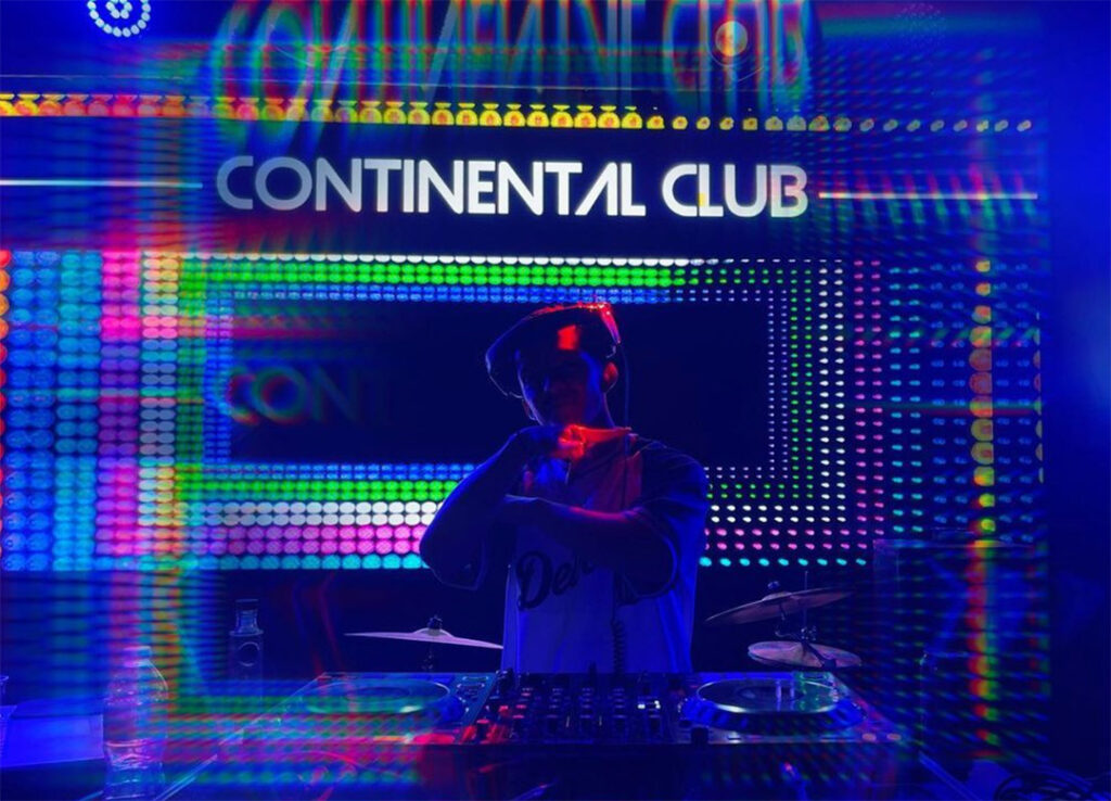 gallery-continental-club